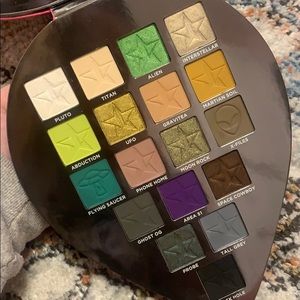 Jeffrey Star Alien Palette